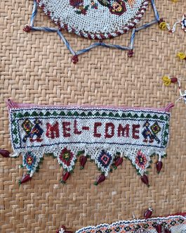 Toran ancien en perles « Welcome » – paons, Gujarat