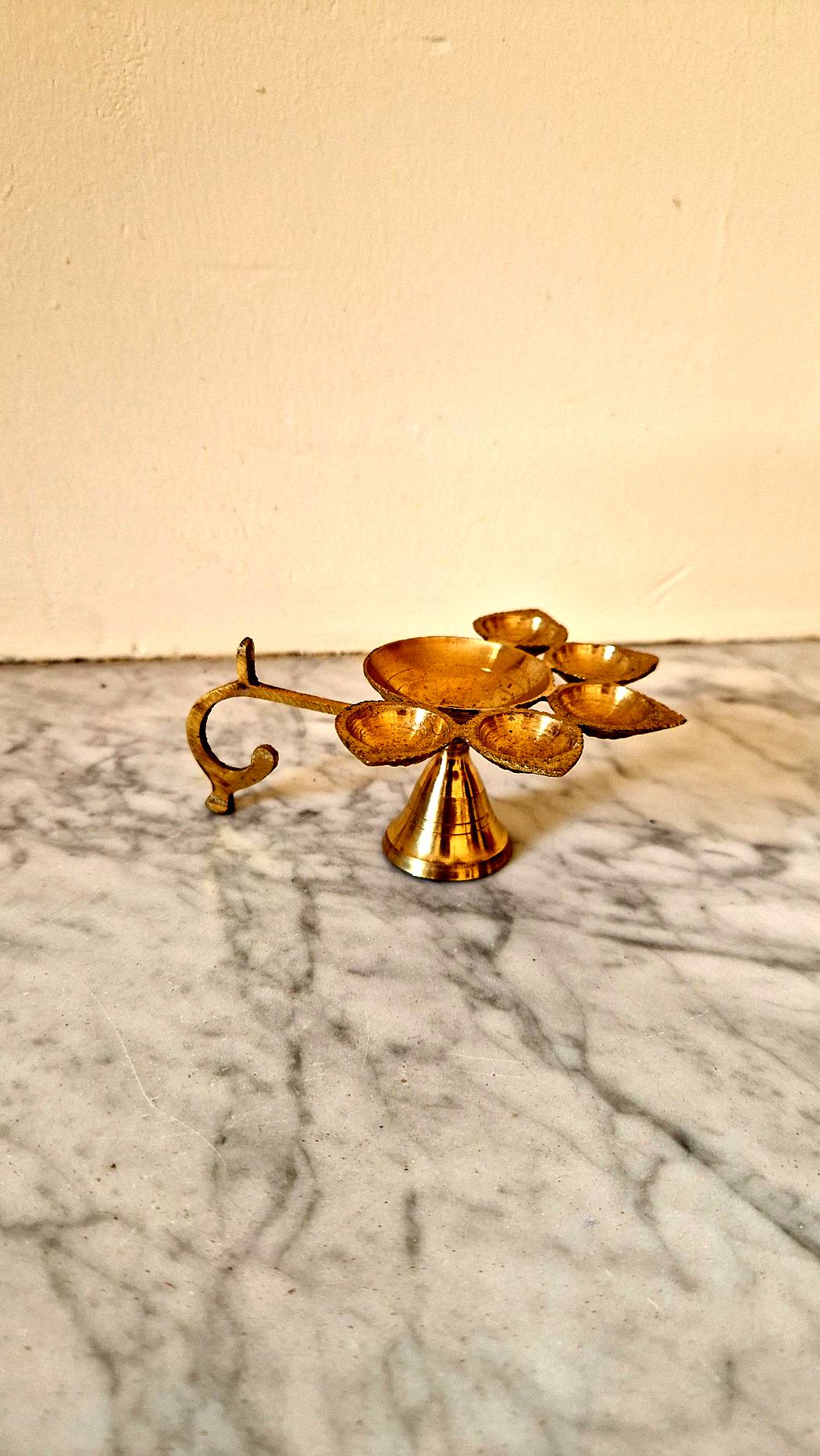 Diya, lampe à huile indienne en laiton – 5 branches – Image 2